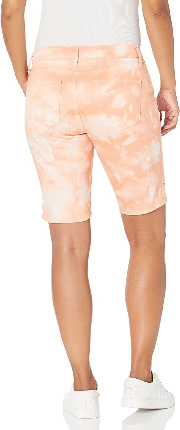 Gloria Vanderbilt Women's Mid Rise Feminine Cut Bermuda Short