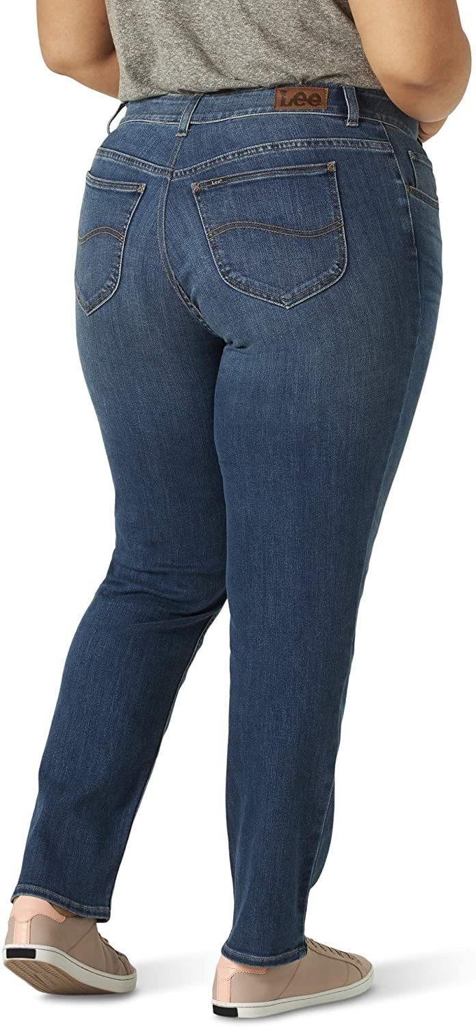 Lee Women's Plus Size Regular Fit Straight Leg Jean