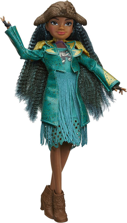 Disney Descendants 2 Uma Isle of the Lost Doll - Poseable Figure Dressed to Impress – Recreate Epic Adventures with Descendants Dolls Fashionable Villaness-in-Training with Fashions and Accessories