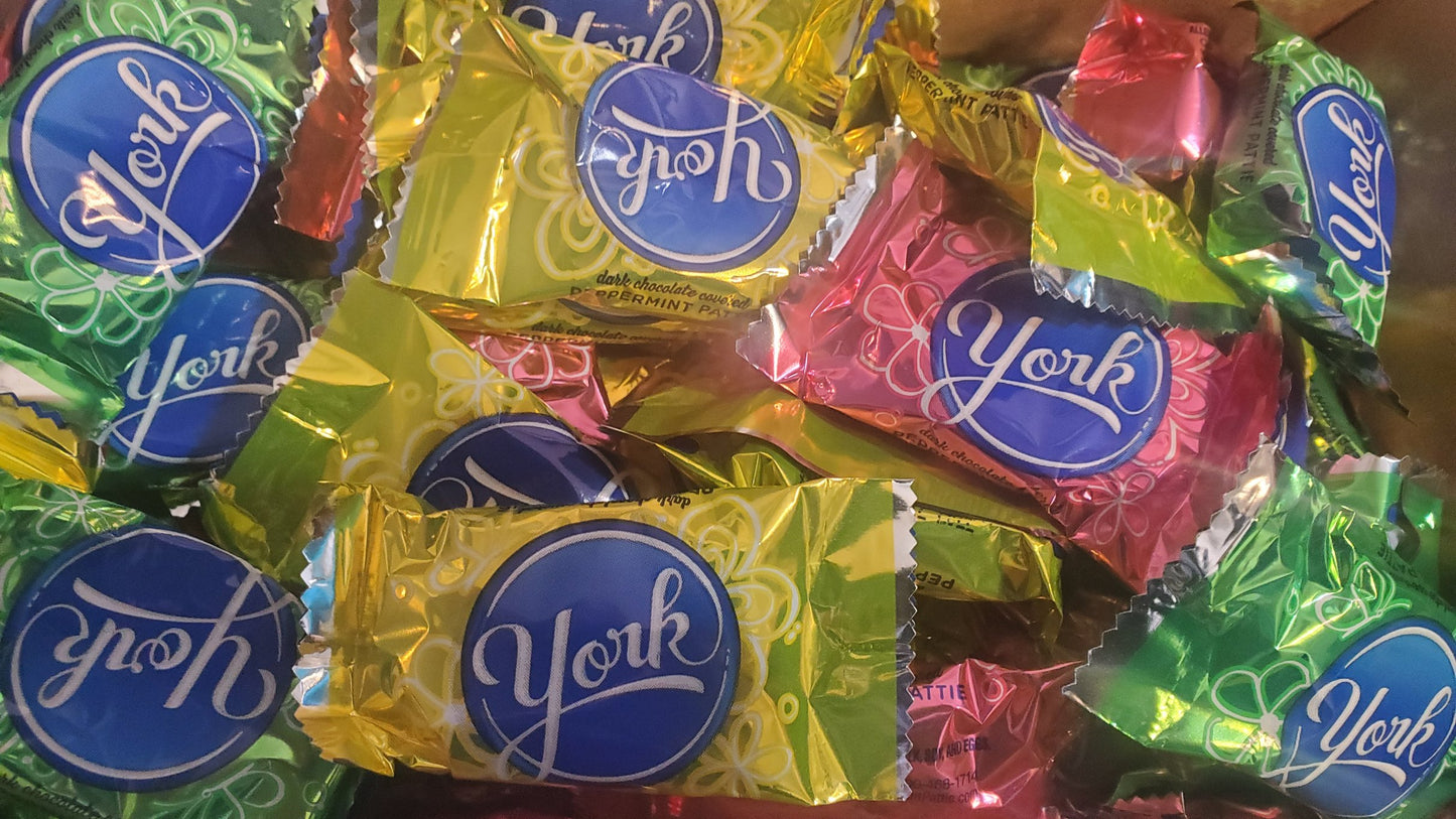 York Peppermint Patty Easter Egg Gift Box